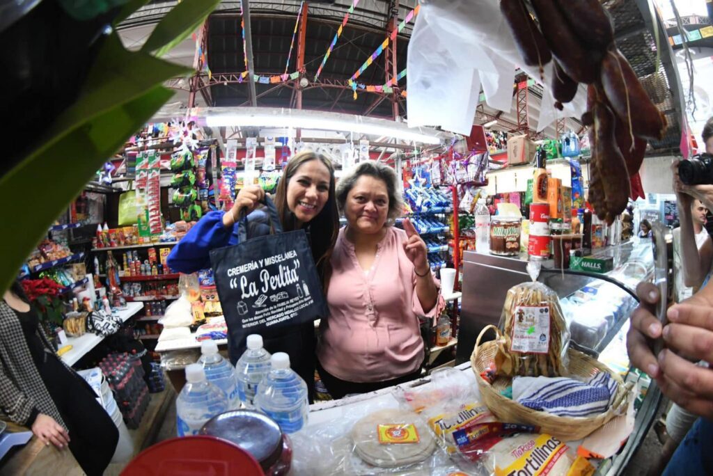 Libia Dennise García celebra a las mujeres emprendedoras de Guanajuato